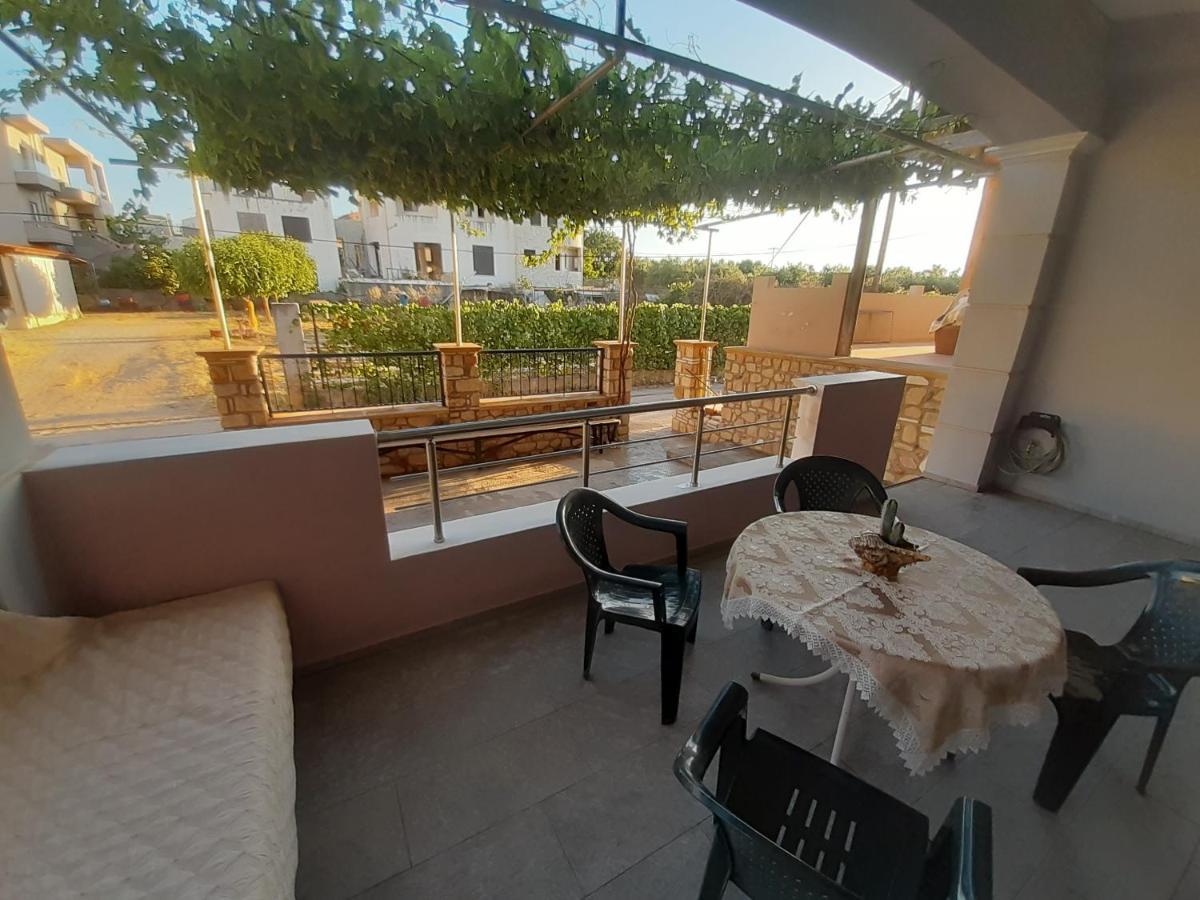 Utsi Villa Ligidhes Kültér fotó